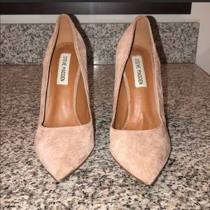 Steve Madden Pallass Pump Size 6